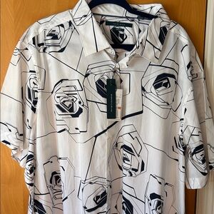 NWT Perry Ellis White and Black Geometric Shirt